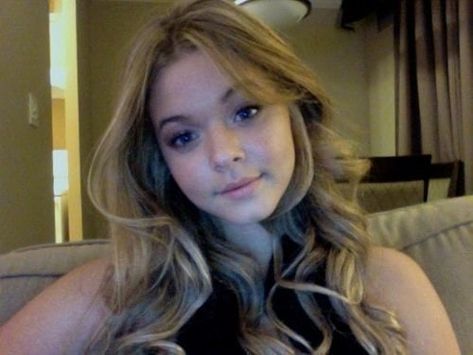 Alison Pretty Little Liars, Alison Dilaurentis, Sasha Pieterse, This Is Your Life, Long Run, Tv Girls, Pretty Little Liars, Girly Girl, Gossip Girl