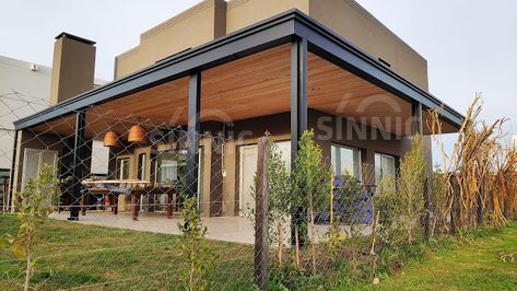 House Without Walls, Car Porch Design, Iron Pergola, Polycarbonate Roof, Wood Roof, Iron Sheet, Getaway Cabins, Pergola Designs, Outdoor Pergola