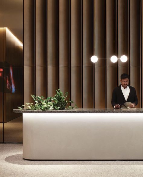 Reception Area Design, Vstupná Hala, Office Reception Design, Modern Reception Desk, Hotel Lobby Design, Reception Desk Design, Office Design Inspiration, Office Interior Design Modern, Lobby Reception