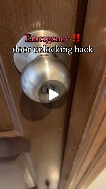 How To Break Into A Locked Door, Bedroom Door Lock Ideas, How To Open A Locked Door Without Key, How To Pick A Lock, Door Lock Ideas, Squeaky Door, Unlock Screen, House Hacks, House Front Door