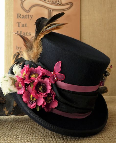 Mad Hatter Hats Ideas, Steampunk Hats Women, Steampunk Diy Crafts, Steampunk Hats, Top Hats For Women, Steampunk Couture, Tea Hats, Steampunk Top Hat, Mad Hatter Party