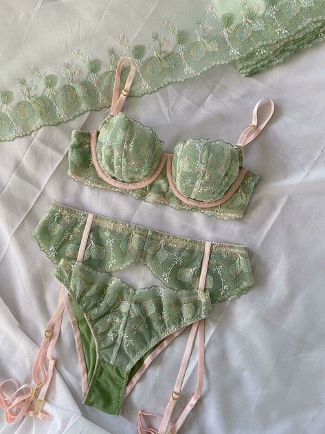 I Made This Lingerie Set For A Friend’s Birthday! Fairy Lingerie, Cute Lingerie Sets, Green Lingerie, Lingerie Vintage, Lingerie Inspiration, Cute Lingerie, Garden Fairy, Lingerie Outfits, Lingerie Sets