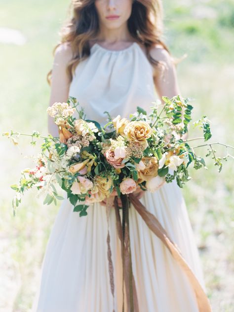 Golden yellow summer bouquet: http://www.stylemepretty.com/utah-weddings/park-city/2016/06/08/summer-table-inspiration/ | Photography:D'Arcy Benincosa Photography - http://benincosaweddings.com/ Blue Corsage, Anemone Wedding, Summer Wedding Inspiration, Yellow Bouquets, Maroon Wedding, Sage Wedding, Summer Table, Wedding Inspiration Summer, Summer Bouquet