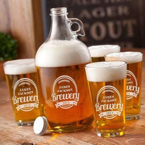 Brewery Design, Personalized Glassware, Beer Growler, Personalized Beer, Beer Tasting, Craft Brewery, Personalized Glass, Gifts Personalized, Personalized Cups