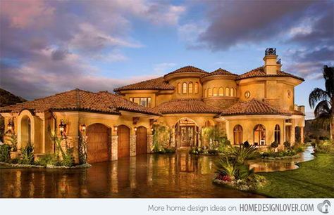 15 Sophisticated and Classy Mediterranean House Designs | Home Design Lover Mediterranean Exterior Design, Mediterranean House Designs, Mediterranean Exterior, Tuscan Design, Tuscan House, Casas Coloniales, Mediterranean Decor, Mediterranean Home, Tuscan Style