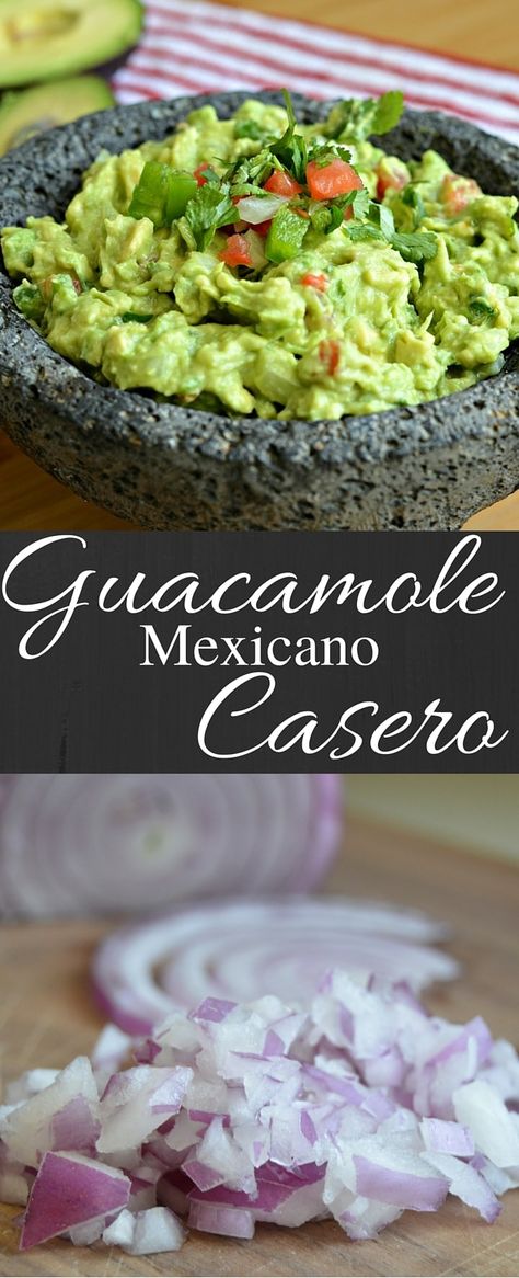 Esta es la mejor receta para guacamole casero. No solamente es sencillo prepararlo, pero también es delicioso. Guacamole Mexicano Recipe, Guacamole Mexicano, Chopped Salads, Salty Recipes, Salsa Guacamole, Salsa Dip, Latin Food, Chopped Salad, Deviled Eggs