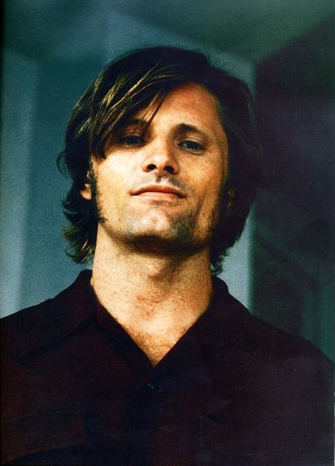 Viggo Mortensen Viggo Mortensen, Vigan, Look At You, Good Looking Men, Stephen King, Tolkien, Celebrities Male, The Hobbit, Favorite Celebrities