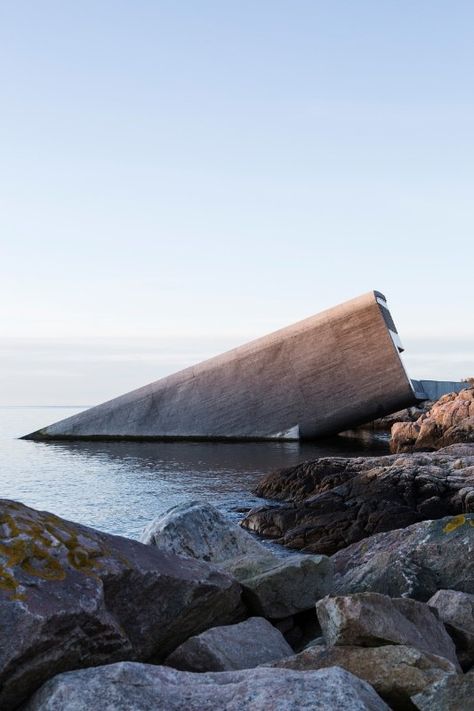 Cottage Addition, Norwegian Architecture, Oak Cladding, Remote Village, Interactive Architecture, Moderne Have, Architecture Cool, Underwater Restaurant, Themed Restaurant