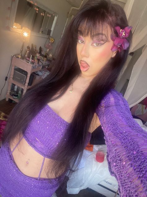 Kali Uchis Purple, Kali Uchis Makeup, Lip Liner Brown, Makeup Purple, Purple Fairy, Big Bun Hair, Big Bun, Purple Makeup, Lip Combo