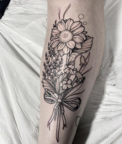 Charlotte Allen on Instagram: “A bunch of sentimental florals for Elly 🖤 #tattoo #shintattoo #floral #flower #floraltattoo #sunflower #bluebells #dotwork” Bluebell Tattoo, Shin Tattoo, Sunflower Tattoo Design, Sunflower Tattoo, Floral Flower, Flower Tattoos, Flower Tattoo, Instagram A, Tattoo Ideas