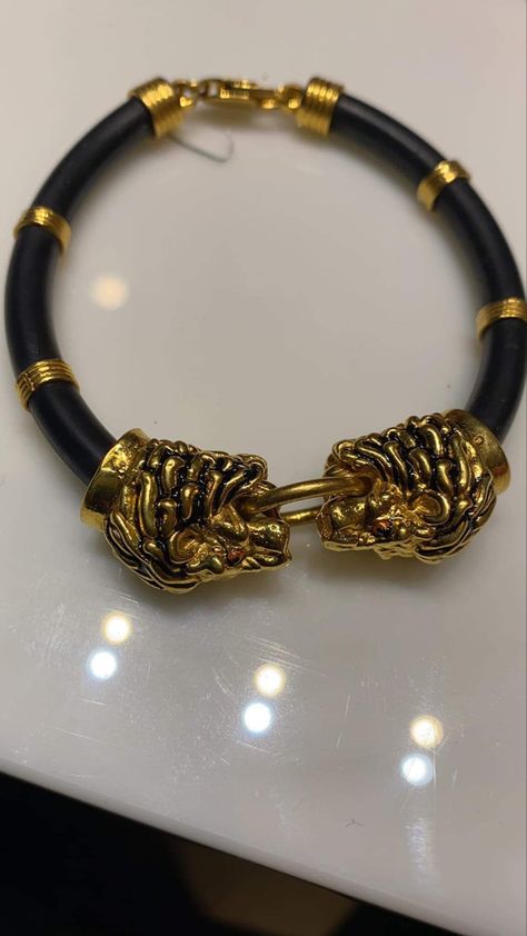 Black Rubber Gold Kada For Men, Black Kada For Men, Lion Bracelet Men Gold, Lion Kada For Men, Gold Kankanalu, Mens Gold Diamond Rings, Ancient Bracelet, Man Gold Bracelet Design, Lion Head Bracelet