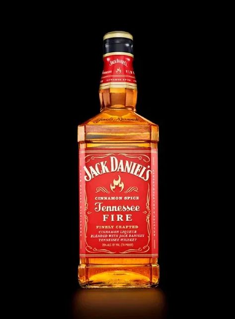 Jack Daniels Fire, Jack Fire, Whisky Jack, Jack Daniels Bottle, Whisky Drinks, Whiskey Drinks, Tennessee Whiskey, Jack Daniel, Cinnamon Spice