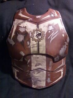 Mandalorian Chest Plate, Custom Mandalorian Armor, Custom Mandalorian, Mando Armor, Mandalorian Armour, Eva Foam Armor, Mandalorian Costume, Armor Ideas, Mandalorian Cosplay