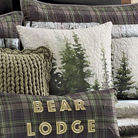 Pine Tree Bedding, Mountain Cabin Bedroom Decor, Ski Chalet Decor Lodge Style, Log Cabin Themed Bedroom, Plaid Cabin Decor, Cabin Bedding Ideas, Lodge Bedding Rustic, Lodge Bedroom Ideas, Mountain Decorating Ideas