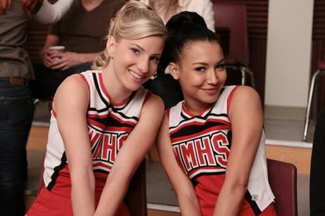 Santana’s New Girlfriend On Glee — Naya Rivera Reveals Her Dream GF In Complex – Hollywood Life Glee Cheerios, Glee Santana And Brittany, Glee Season 4, Brittany And Santana, Naya Rivera Glee, Glee Fashion, Heather Morris, Cheerleader Costume, Glee Club