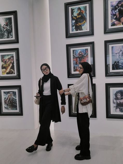 Ootd Museum, Singapore Outfit, Outfit Hijab, Ootd Hijab, Hijab Outfit, Loafers, Ootd, Blazer, Toys