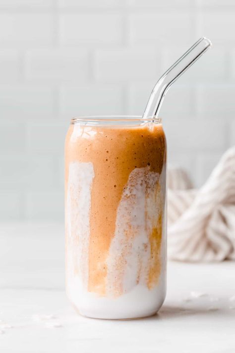 Papaya banana smoothie Papaya Banana Smoothie, Chia Seed Coconut Milk, Papaya Smoothie, Ripe Papaya, Banana Smoothie Recipe, Green Papaya, Tropical Smoothie, How To Make Smoothies, Plain Yogurt