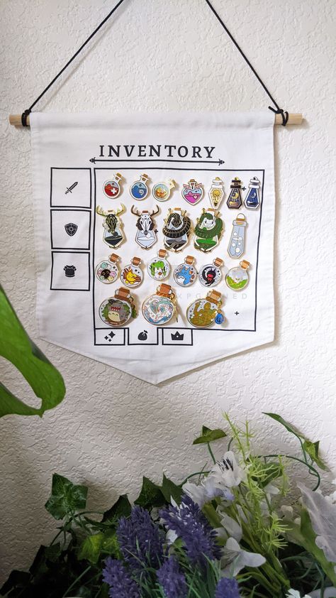 Display your favorite enamel pins with this easy-to-make hanging banner. Perfect for a dorm room, office, or anywhere you want to show off your personality. #enamelpins #pincollection . #Natal #Pins_Earrings #Enamel_Pin_Collection #Pinterest_Diy_Crafts Pin Display Ideas, Merch Ideas Products, Enamel Pin Design, Pins Earrings, Enamel Pin Display, Pin Display, Enamel Pin Collection, Pinterest Diy Crafts, Rustic Crafts