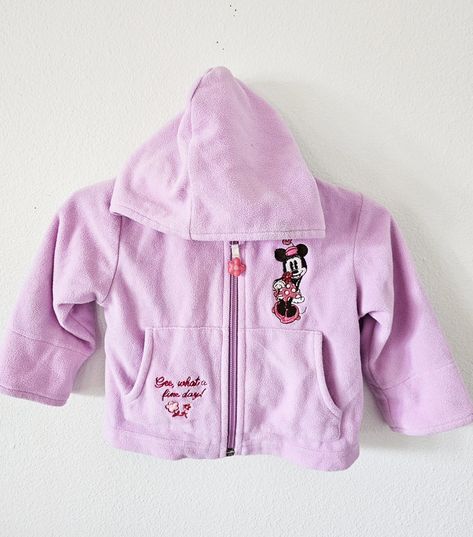 Disney Minnie Mouse Jacket 💓✨️🌸 Size - 6 Months BID $8 ☆ + exact shipping cost ☆ bid/bin is a commitment to buy ☆ 24 hr bidding ☆ bidding ends at 11 AM (mst) Minnie Mouse Jacket, May 23, 6 Months, Minnie Mouse, Size 6, Disney, Instagram, Clothes