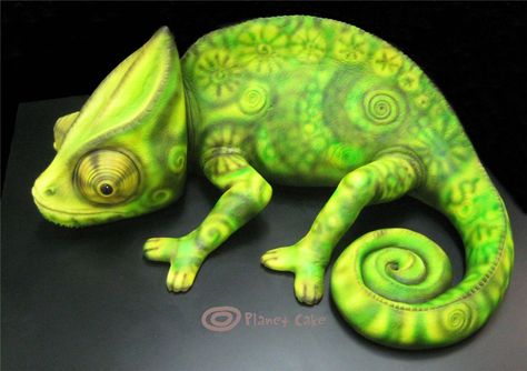 Chameleon Cake, Lizard Cake, Planet Cake, Reptile Party, Realistic Cakes, Jungle Cake, Animal Cakes, Nigella Lawson, Crazy Cakes