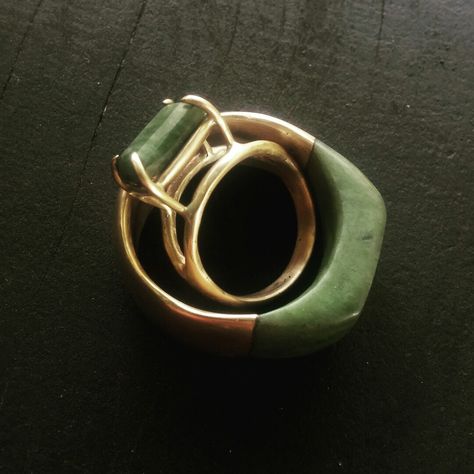 Wedding rings. 9ct gold, Pounamu/ NZ Jade. School Jewelry, Jewellery Ideas, Wood Inlay, Art School, Jade, Gemstone Rings, Wedding Rings, Gemstones, Ring