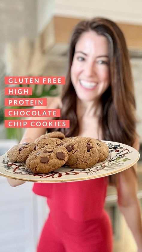 21 Day Fix Approved Chocolate Chip Cookies — Holly Hillyer 21 Day Fix Chocolate Desserts, Holly Hillyer, Df Recipes, Healthy Swaps, I Am In Love, 21 Day Fix, Am In Love, Guilt Free, Favorite Desserts