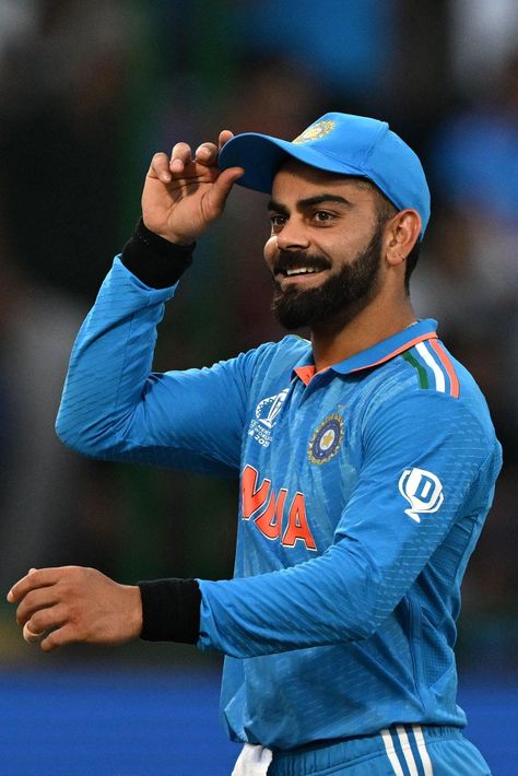 Smile Hd, Virat Kohli Portrait Photography, Republic Day Photos, Men Fade Haircut Short, Cricket Lover, Sports Wallpaper, Virat Kohli And Anushka, Ab De Villiers Photo, Cricket Coaching