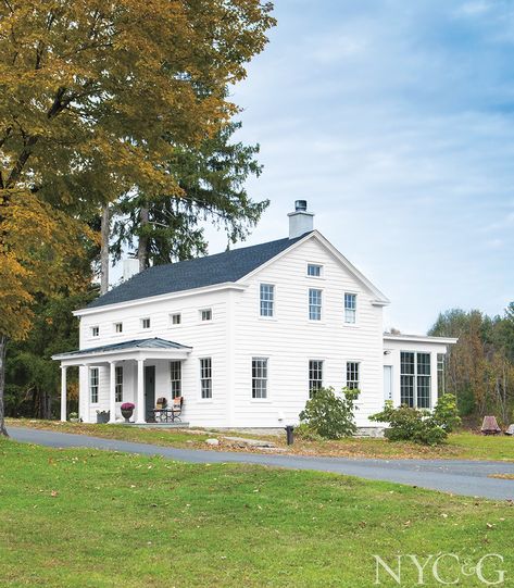 A Couple Revamps Their Charming Colonial Farmhouse in Germantown - Cottages & Gardens Colonial Farmhouse Exterior, Colonial House Exteriors, Cherry Bark, Colonial Homes, Colonial House Plans, Colonial Farmhouse, Modern Colonial, Colonial Exterior, English Country Style