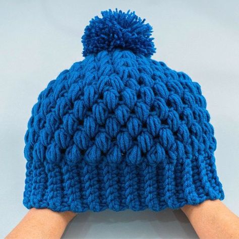 Bonnet Crochet, Wool Caps, Crochet Dress Pattern, Knit Picks, Diy Projects To Try, Crochet Fashion, Crochet Dress, Dress Patterns, Winter Hats