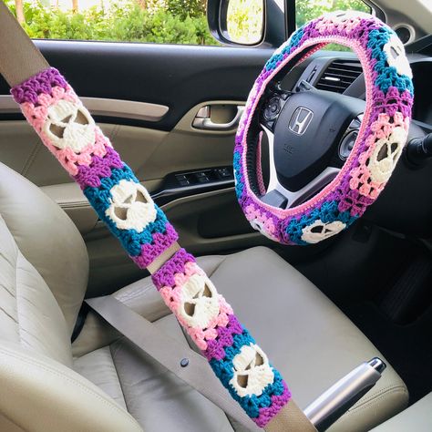 Car Crochet, Crochet Skull, Crochet Car, String Crafts, Crochet Hack, Seat Belt Cover, Steering Wheel Cover, Car Interior Accessories, Wheel Cover