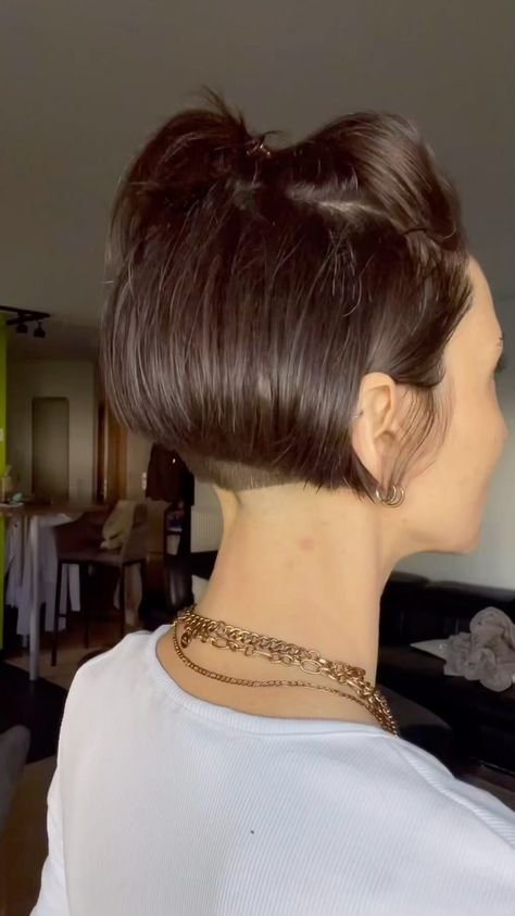 Haircut Lovers | Inspiration | Short Nape Undercut Bob done by @haliitates ✂️🔥 #bob #bobhaircut #bobhairstyle #aline #alinebob #undercut #undercutbob #shortnape #nape… | Instagram Nape Bob Haircut, "bixie" Haircut Undercut, Undercut Bob Haircut Short, Nape Undercut Bob, Short Pinup Hairstyles, Bowlcut Haircut, Ear Length Bob, Hairstyles Man, Bob Undercut