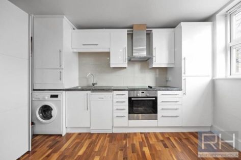 Kitchen Interior With Washing Machine, Inlaw Suite Kitchenette, L Shape Kitchen Design Modern, Suite Kitchenette, All In One Kitchen, L Shape Kitchen Design, White Kitchen Units, Small Flats, Apartments Kitchen