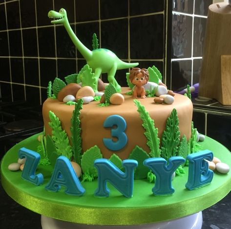 Dinosaur Birthday Cake The Good Dinosaur Birthday Cake Dinasaur Cakes Pinte Good Dinosaur Cake, Dinosaur Cake Ideas, The Good Dinosaur Cake, Dino Cakes, Birthday Cake Fondant, Dinosaur Cakes, Dinosaur Birthday Cake, Dino Cake, Good Dinosaur