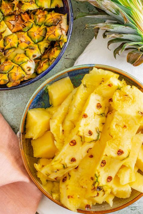 Pineapple Skin Ginger Turmeric Tea • Tasty Thrifty Timely Ginger Pineapple Detox Drink, Pineapple Peel Tea Recipe, Pineapple Cough Remedy, Pineapple Skin Tea Recipe, Pineapple Skin Drink, Pineapple Tea Benefits, Boiling Pineapple Skin, Pineapple Tea Recipe, Pineapple Peel Tea