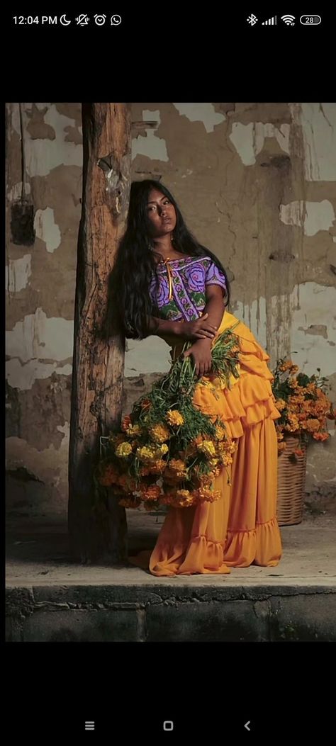 Mexico Aesthetic Fashion, Latina Goddess Aesthetic, Mexican Style Photoshoot, 90s Mexico Aesthetic, Michoacan Dress, Traditional Puerto Rican Dress, Indigenous Mexican Woman, Mexican Faerie Aesthetic, Mexican Princess Aesthetic