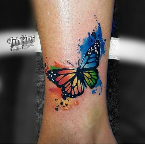 Colour Butterfly Tattoo, Butterfly Watercolor Tattoo, Colorful Rose Tattoos, Watercolor Butterfly Tattoo, Borboleta Tattoo, Colorful Butterfly Tattoo, Armband Tattoo Design, Bug Tattoo, Butterfly Tattoos For Women