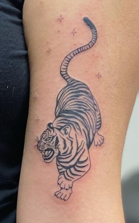 Tigress Tattoo, Year Of The Tiger Tattoo, Independent Tattoo, Mama Tried, Getting A Tattoo, Back Tattoo Women, Line Work, Year Of The Tiger, Tiger Tattoo