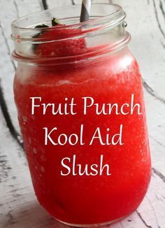 Fruit Punch Kool Aid Slush-totally refreshing summer drink to stay hydrated! {The Taylor House} Summer Fruit Punch, Cocktail Punch, Cookout Ideas, Magic Bullet Recipes, Blue Punch, Slushie Recipe, Jello Shot, Refreshing Summer Drinks, Beach Pink