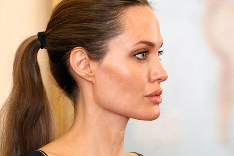 Drawing The Human Head, Executive Woman, Jolie Pitt, Nose Shapes, Nose Job, Side Profile, I Love Girls, Face Shape, Angelina Jolie