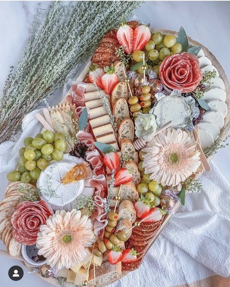 Tea Party Themed Charcuterie Board, Prettiest Charcuterie Board, Sympathy Charcuterie Board, Lover Charcuterie Board, Charcuterie Board Floral, French Themed Charcuterie Board, Bridal Shower Cheese Board, Flower Charcuterie Board Ideas, Baby In Bloom Charcuterie Board