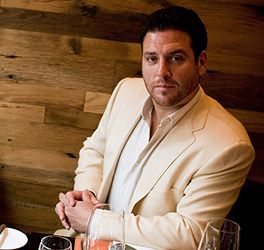 Aaron Sanchez, Scott Conant, Tv Judges, Food Network Chefs, Men Portraits, Cooking Shows, Yes Chef, Meatpacking District, Men With Style