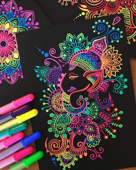 Gel Pen Art, Black Paper Drawing, Mandala Art Therapy, Pen Art Drawings, Posca Art, Mandalas Painting, Mandalas Drawing, Mandala Art Lesson, Zentangle Drawings