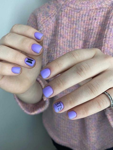 Bts Inspired Nails Purple, Black Silver Nail Art, Bts Nails Designs, Nail Art Bts, Bts Nails Ideas, Short Nails Purple, Bts Inspired Nails, Nail Bts, Trendy Nails Purple