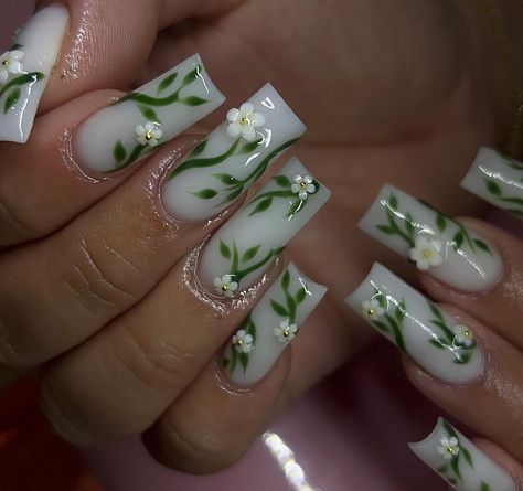 Milky White And Green Nails, Cute Nails Square, White Nails Trendy, Nails Milky White, Nails Milky, Milky White Nails, Lux Nails, Shape Chart, Custom Nails