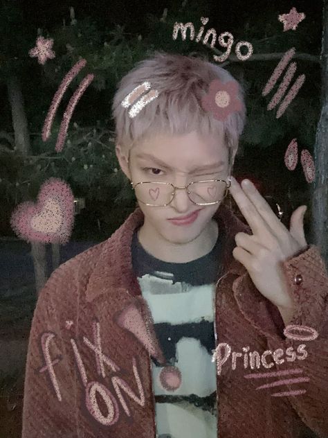 Ateez Doodle Art, Mingi Ateez Drawing, Ateez Doodle, Princess Mingi, How To Draw Sans, Ateez Aesthetic, Wallpaper Notebook, Ateez Mingi, Mingi Ateez