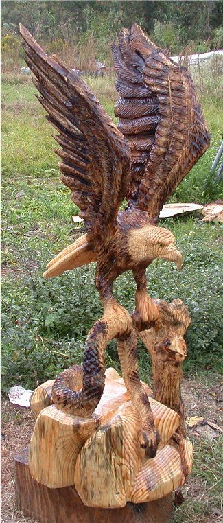 Chain Saw Artist, Dayton Scoggins Chain Saw Art, Wooden Eagle, Saw Art, Chainsaw Sculpture, Chainsaw Wood Carving, Tre Kunst, Chainsaw Art, Eagle Decor, Wood Sculptures