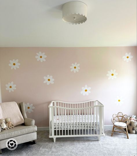 Light Pink Baby Nursery Wall, Daisy Decals Bedroom, Boho Accent Wall Nursery, Flower Accent Wall Nursery, Daisy Wall Nursery, Daisy Flower Nursery Theme, Daisy Accent Wall Nursery, Pink Daisy Nursery, Pink Daisy Nursery Theme