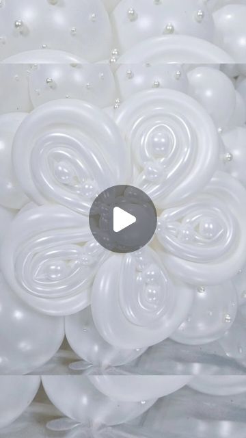 Mara Vazquez| Balloon Decoration 🇨🇦 on Instagram: "💫Transform your wedding into a magical fairy tale with the enchanting 🤍𝑺𝒏𝒐𝒘 𝑾𝒉𝒊𝒕𝒆
.
✨️@kalisanballoons has created the perfect White!  opaque, goodbye double stuffed.

#maraballoons #personalizeddecor #weddingdress #balloonsdress" Wedding Balloon Arch, Balloon Arch Ideas, Flower Arches, Arch Ideas, Magical Fairy, Balloon Flowers, Wedding Balloons, Personalized Decor, Balloon Arch