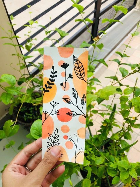 Aesthetic Leaves Painting, Bookmark Painting Aesthetic, Aesthetic Diy Bookmark, Cute Diy Bookmarks Aesthetic, Diy Painted Bookmarks, Diy Aesthetic Bookmarks, Bookmark Craft Diy, Creative Bookmarks Design, Bookmarks Diy Aesthetic