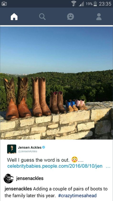 Jensen and Danneel are adding two pairs of boots to the family! A boy and a girl - Ackles twins on the way. :) #spn | Congratulations! Ackles Family, Jensen Ackles Family, Danneel Harris, Jensen Jared Misha, Daneel Ackles, Danneel Ackles, Mark Sheppard, Expecting Twins, Supernatural Jensen